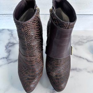 Michael Kors Leather Booties - 2 in 1 shoe! Women US 8.5